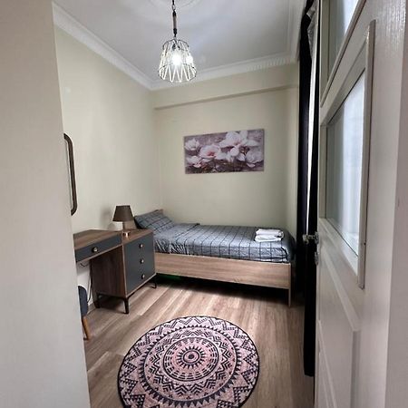 Taksim Private Room Истанбул Екстериор снимка